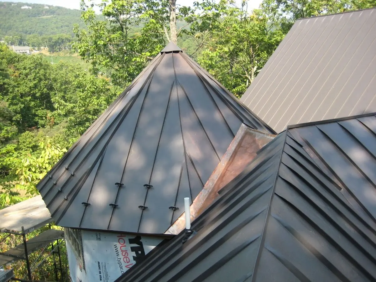 Professional Roof Tarp Installation by Craftsman Roofing in Mecca